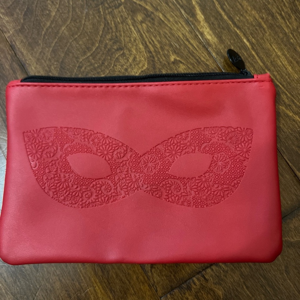 Ipsy Red Mask Design Make-up Bag